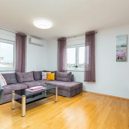 Ana Appartement *